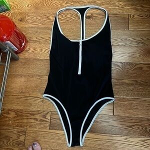 Victoria’s Secret white and black bathing suit size small